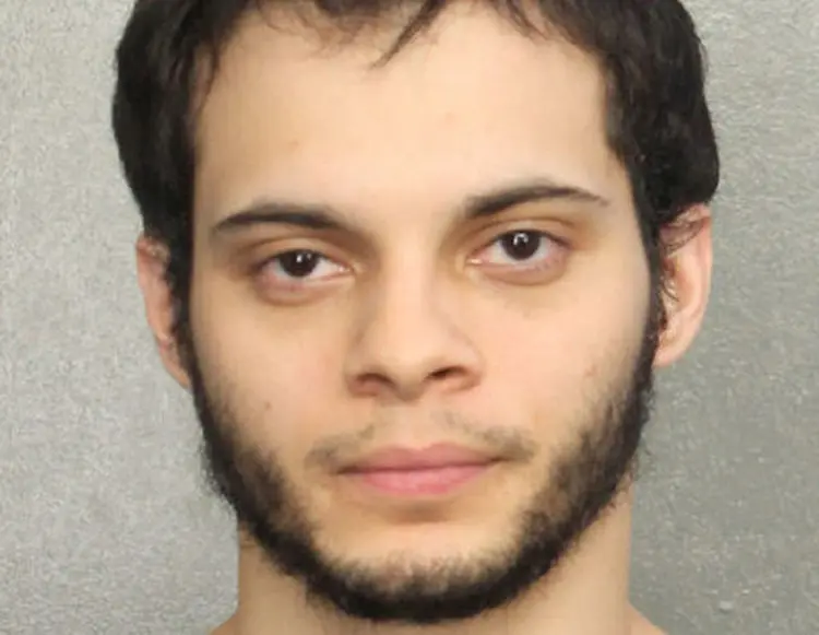 Esteban Santiago é apontado como o autor de tiroteio em aeroporto da Flórida (Reprodução/Reuters)