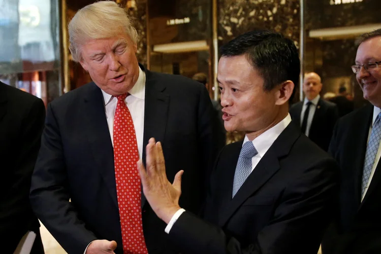 Trump e Jack Ma: "Discutimos principalmente sobre pequenos negócios, pessoas jovens e produtos agrícolas norte-americanos para China" (Reuters)