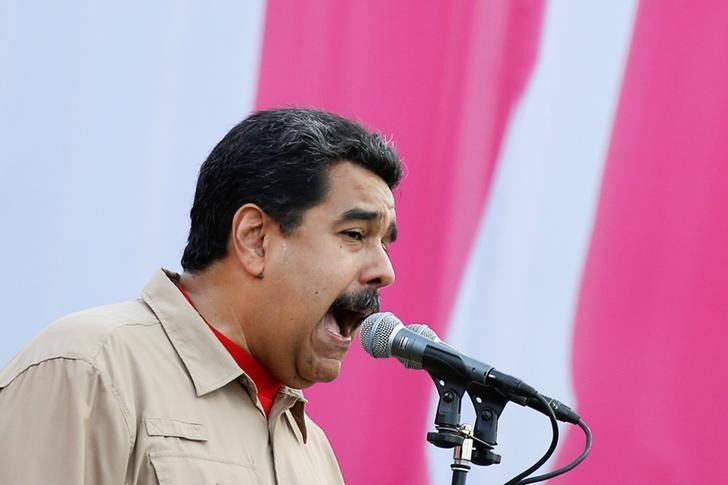 Maduro ordena exercício militar com quase 500 mil participantes