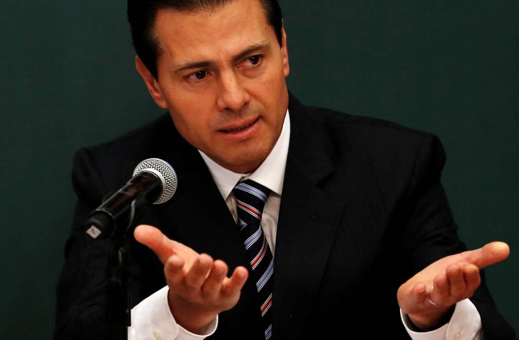 Peña Nieto cancela viagem aos EUA e reunião com Trump