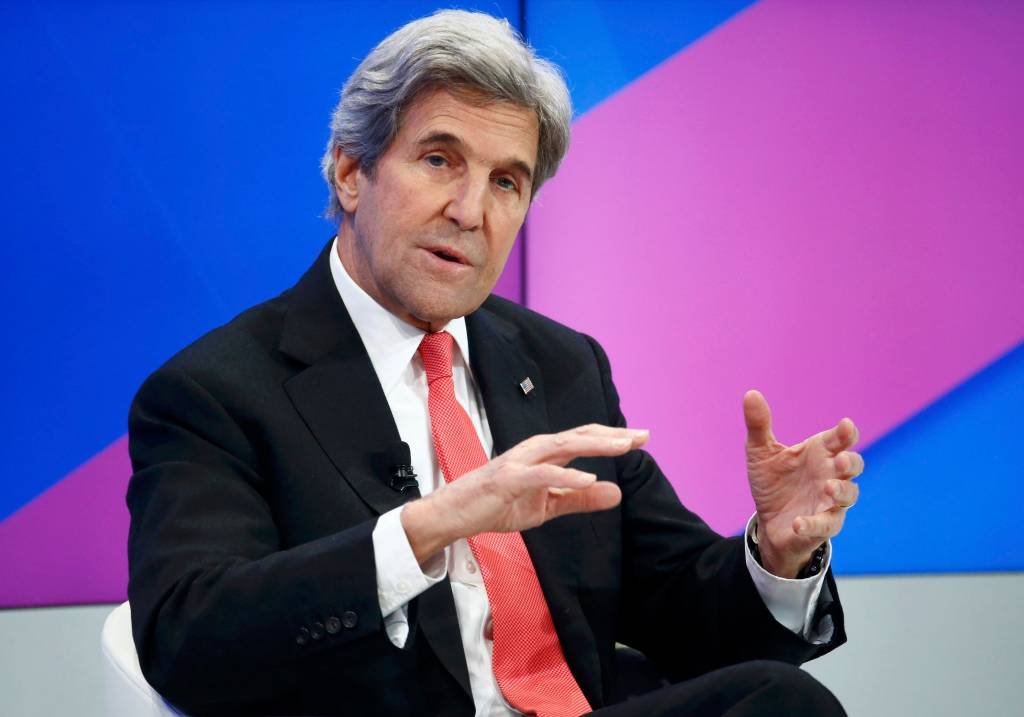 Kerry pede que Europa "acredite em si mesma" contra populismo
