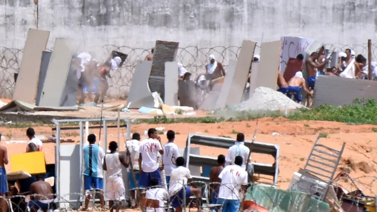 Manaus: no dia 2 de janeiro deste ano, quatro detentos foram mortos na Unidade Prisional do Puraquequara, mesmo dia em que terminou a rebelião no Complexo Penitenciário Anísio Jobim, que resultou na morte de 56 presos (Josemar Gonçalves/Reuters)