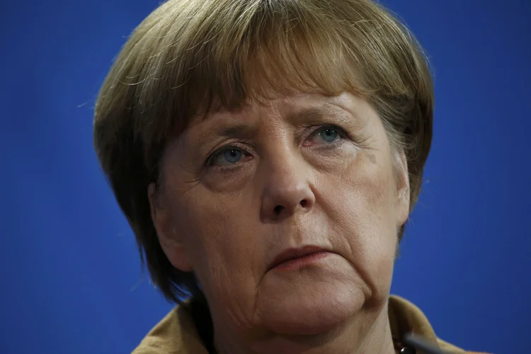 Angela Merkel: "A Chancelaria está fazendo todo o possível para esclarecer a situação desses cidadãos" (Fabrizio Bensch/Reuters)