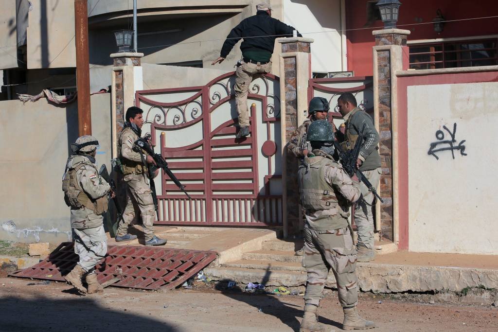 Exército entra em último bairro do leste de Mosul nas mãos do EI