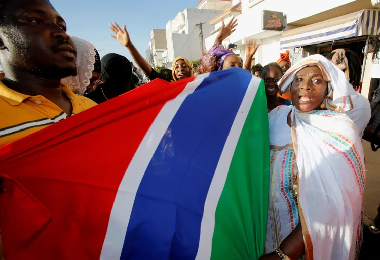 Gâmbia: a ONU reiterou seu pedido a Jammeh para que transfira o poder hoje mesmo e expressou seu "total apoio" às ações da Cedeao (Thierry Gouegnon/Reuters)