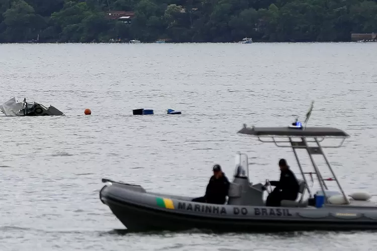 Mar de Paraty: cenário de tragédias da política brasileira (Bruno Kelly/Reuters)