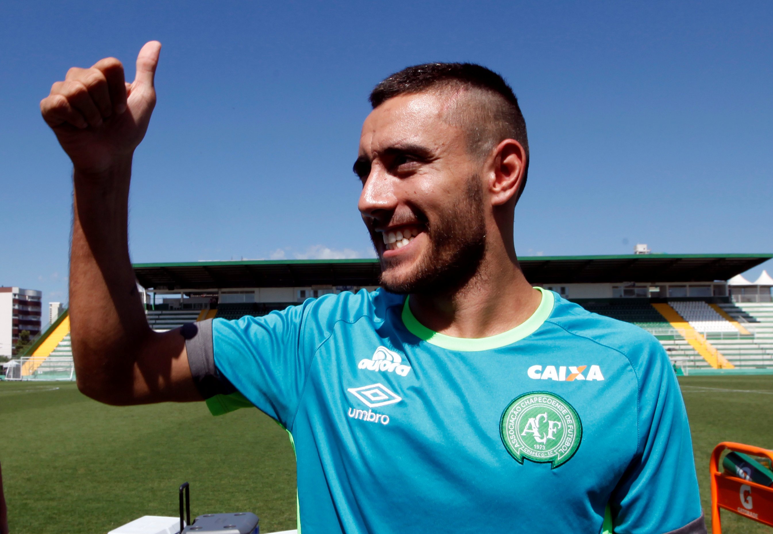 Sobrevivente de tragédia, Alan Ruschel volta a treinar com bola