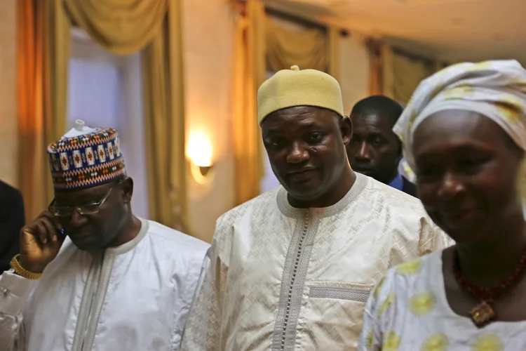 Barrow: o chefe do exército, general Ousman Badjie, por sua vez, afirmou ter "jurado lealdade ao novo presidente" (Sophia Shadid/Reuters)