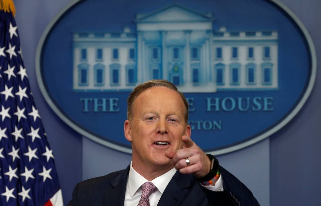 Casa Branca vai abrir briefings para imprensa fora de Washington