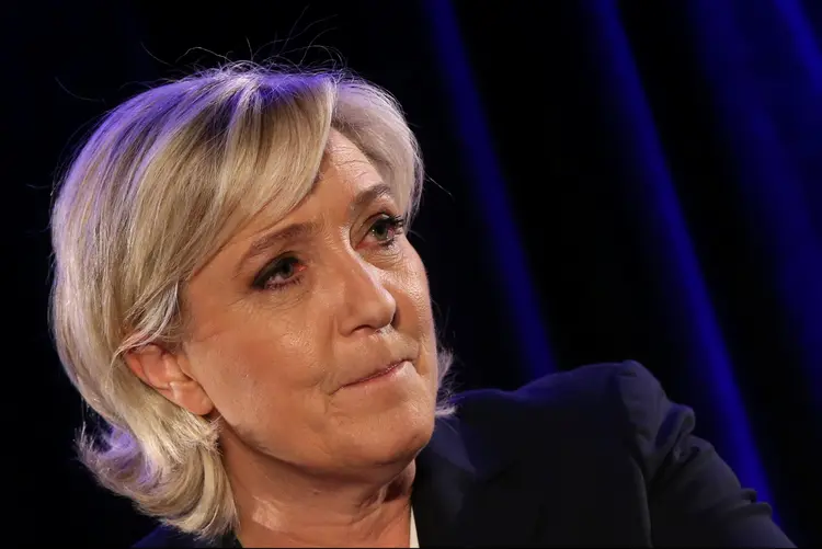 Marine Le Pen: "Não tenho Trump como modelo, é ele quem aplica o que eu proponho há anos" (Jacky Naegelen/Reuters)