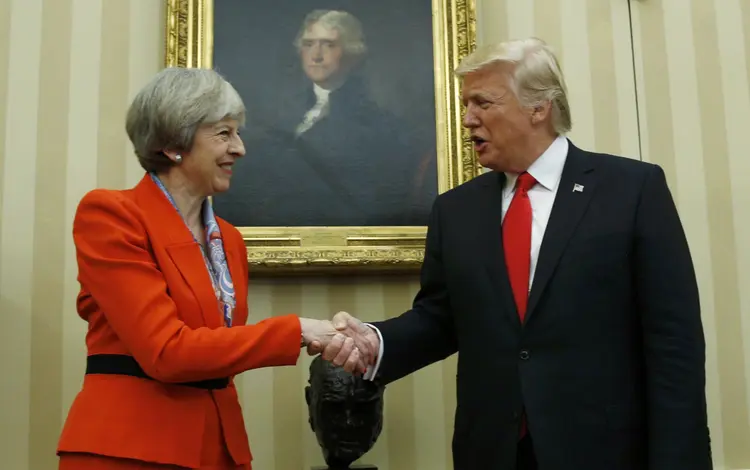 May e Trump: a premier mostrou afinidade com Trump em vários temas e agradeceu o apoio do novo presidente norte-americano ao "Brexit" (Foto/Reuters)