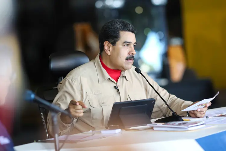 Nicolás Maduro: "Os modelos produtivos que até agora temos testado fracassaram e a responsabilidade é nossa, é minha, é sua" (Miraflores Palace/Handout/Reuters)