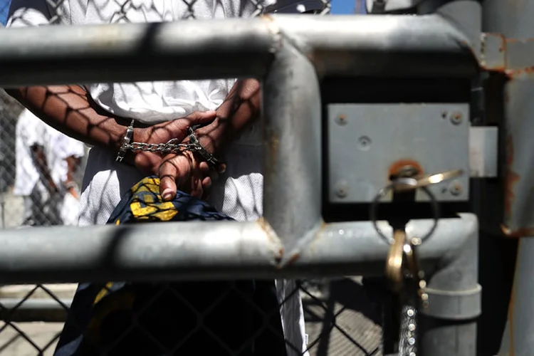 Prisão: o Tribunal de Justiça do Rio e o Superior Tribunal de Justiça — este em decisão monocrática —, negaram pedido para revogar a prisão (Getty Images/Getty Images)