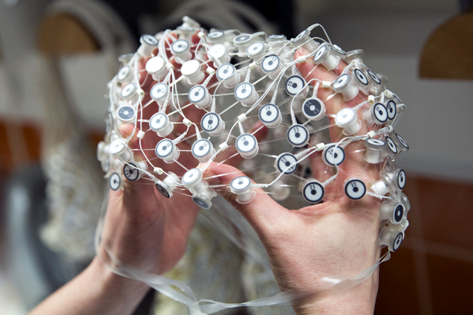 EEG: pesquisas mostram que eletroencefalogramas podem autenticar a identidade de uma pessoa com precisão de 94% (Oli Scarff/Getty Images)