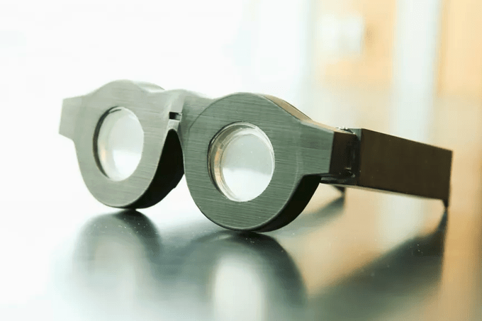 Óculos inteligentes focam automaticamente no que você olhar