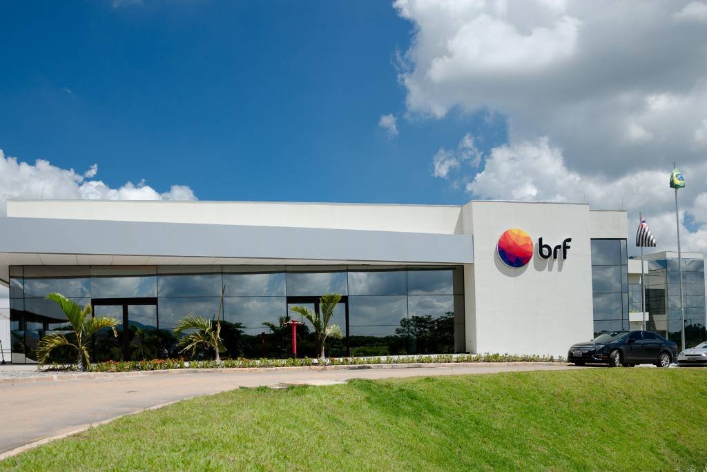 BRF comunica renúncia do vice-presidente de operações globais