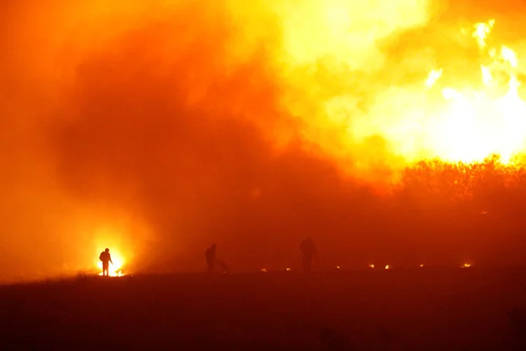 Incêndio: "Esperamos que mais Estados-membros também ofereçam assistência" (Reuters)