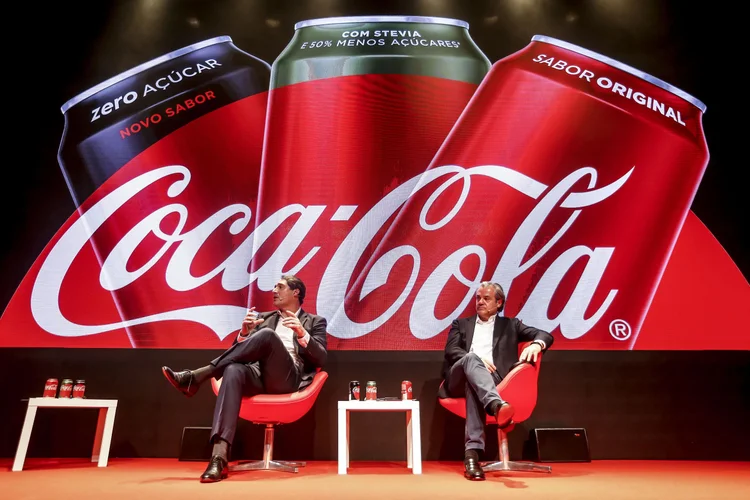 Dirigentes da Coca-Cola: dentro da estratégia, está também o aumento da presença das opções – Coca-Cola regular, zero açúcar e com Stevia e 50% menos açúcares – nos pontos de venda