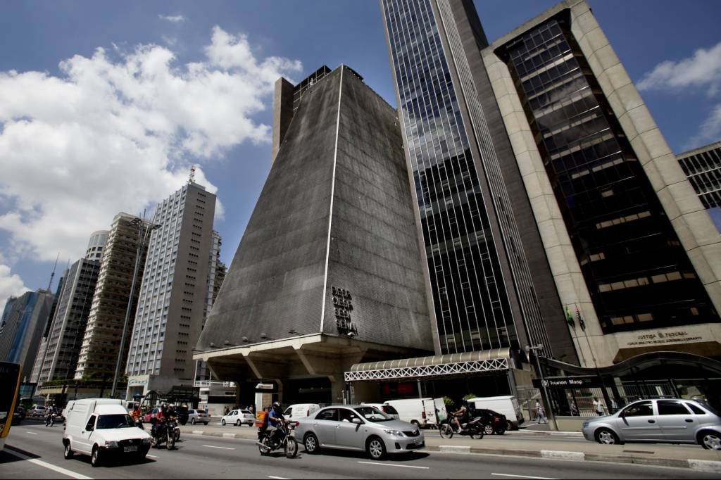 Sistema tributário brasileiro está falido e precisa de uma reforma, diz presidente da Fiesp