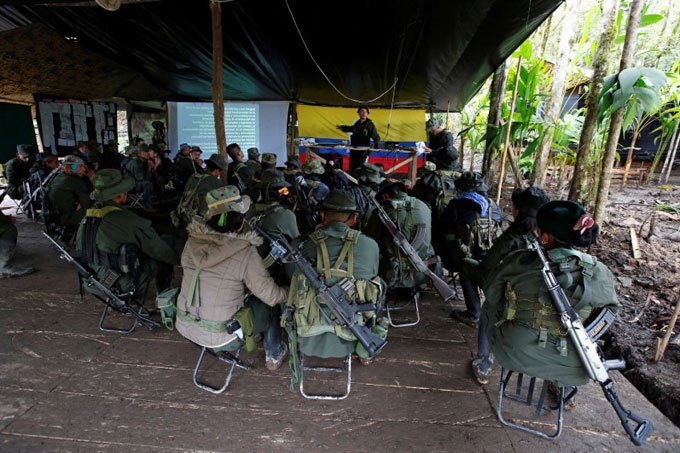 Colômbia culpa Farc por atraso em construção de zonas de reunião