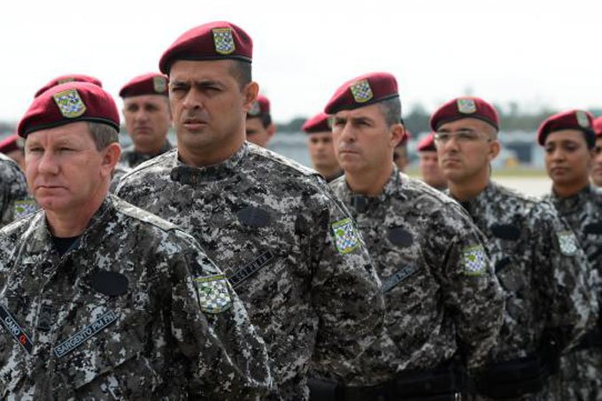 Policiamento reforçado garantiu segurança durante clássico do