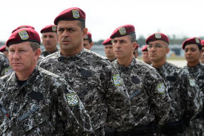 Força Nacional começa a chegar a Manaus e Boa Vista
