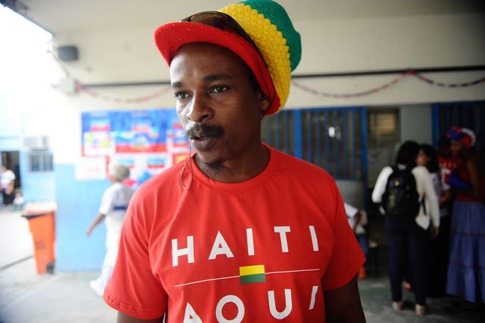 Governo prorroga prazo para permanência de haitianos no Brasil