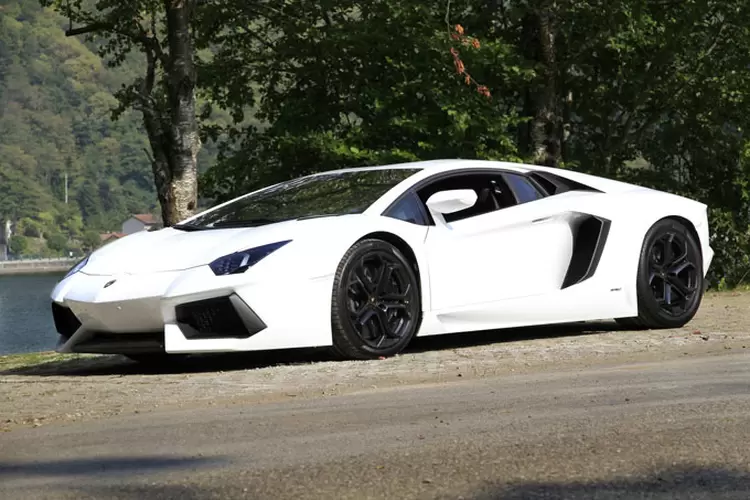 Lamborghini: modelo é igual ao que pertencia ao empresário e foi confiscado pela PF (Divulgação)