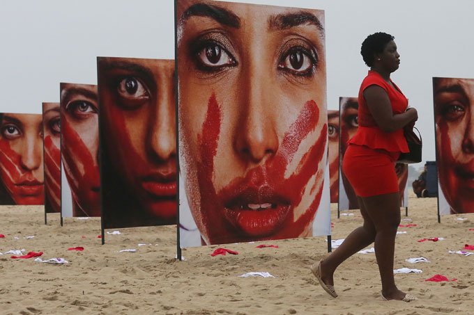 Protesto contra violência contra as mulheres no Rio de Janeiro (Reprodução/Getty Images)