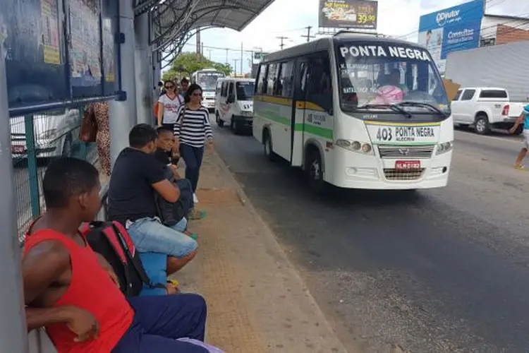 Ônibus: a volta foi motivada pela presença das Forças Armadas (Sumaia Villela/Agência Brasil)