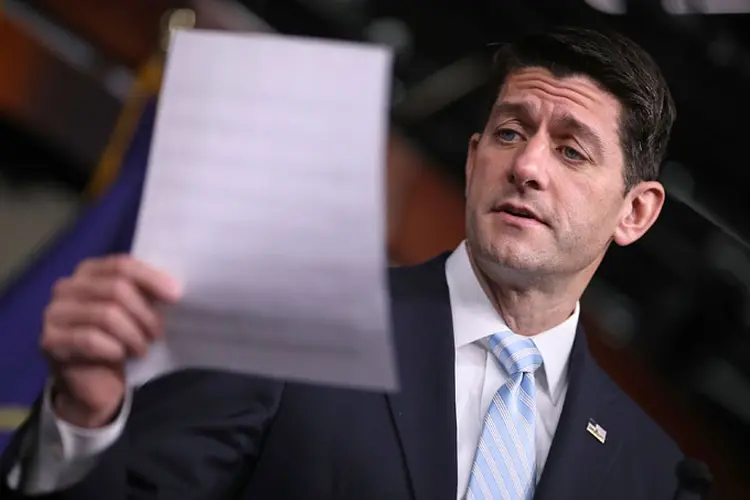 Paul Ryan: o Senado pode incluir um adiamento em um ano em sua versão dessa proposta (Foto/Getty Images)