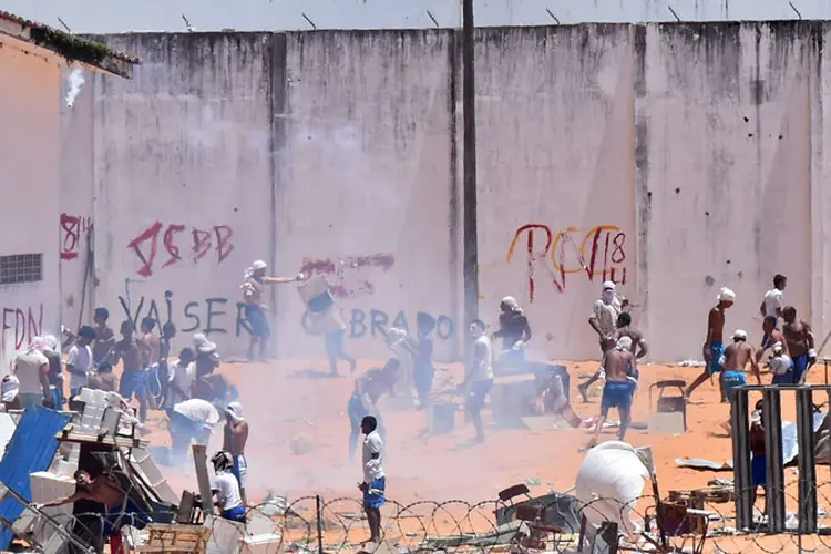 Presídio de Alcaçuz durante rebelião: força tarefa foi criada pelo Ministério da Justiça em meio à série de rebeliões e mortes ocorridas em prisões brasileiras (Josemar Gonçalves/Reuters)