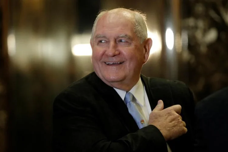 Sonny Perdue: nomeação de Perdue, que precisa ser confirmada pelo Senado, irá completar o gabinete proposto por Trump pouco antes de o republicano tomar posse (Mike Segar/Reuters)