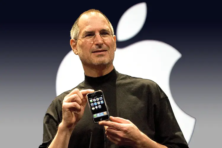 Jobs: o fundador da Apple anunciou o iPhone como uma reinvenção do celular (Apple/Divulgação)