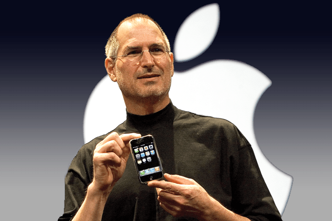 Currículo de Steve Jobs é leiloado por US$ 174 mil
