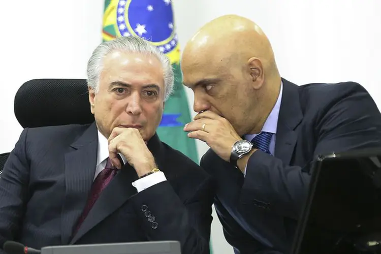 Temer e Alexandre de Moraes: o conteúdo completo da decisão do ministro ainda não foi divulgado (Marcelo Camargo/Agência Brasil)