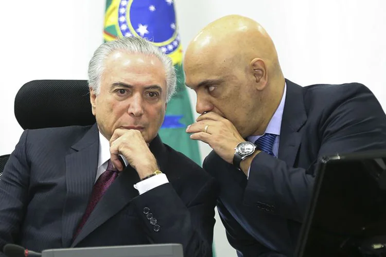 Temer e Moraes: "A sociedade brasileira espera que o ministro da Justiça, Alexandre de Moraes, exerça sua missão no STF pautada pela necessária independência e de forma absolutamente técnica" (Marcelo Camargo/Agência Brasil)