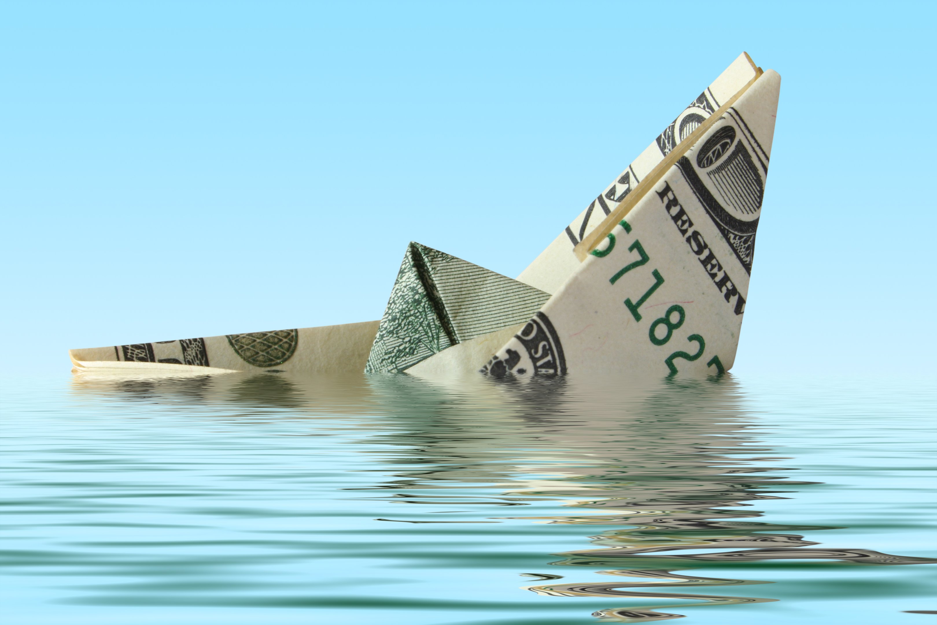 Dólar fecha em queda e chega a R$ 3,10
