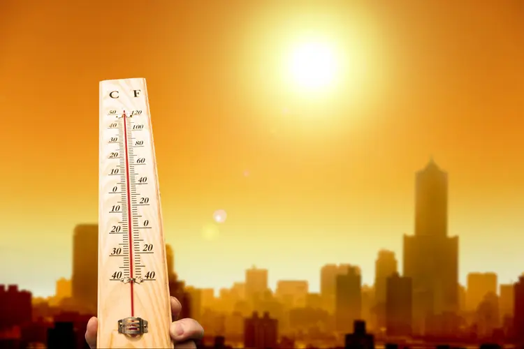 Aquecimento global: pela primeira vez na história dos registros, recorde de temperatura foi batido por três anos seguidos (Rottadana/Thinkstock)