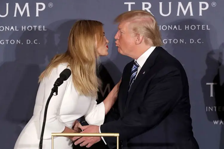 Donald Trump e a filha Ivanka Trump em Washington, D.C. (Chip Somodevilla/Getty Images)