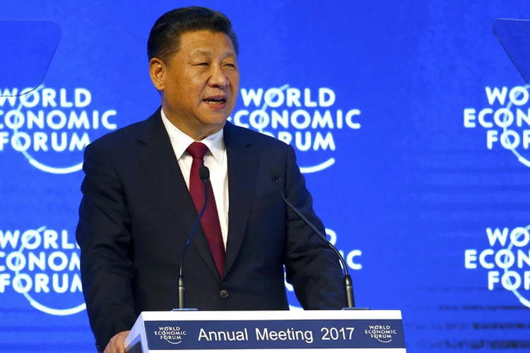 Xi Jinping: "os interesses básicos dos povos de ambos os países e o mundo precisam que a China e os EUA trabalhem duro para formar um longo, estável e cooperativo relacionamento" (Ruben Sprich/Reuters)