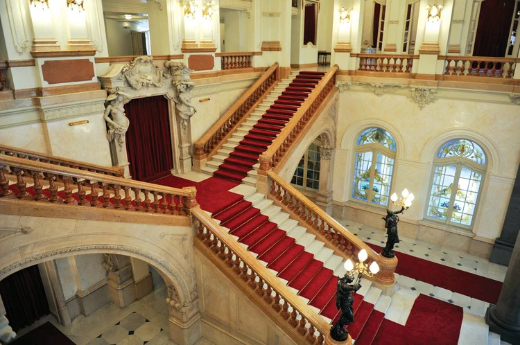 Interior do Teatro Municipal de São Paulo. (Facebook/Reprodução)
