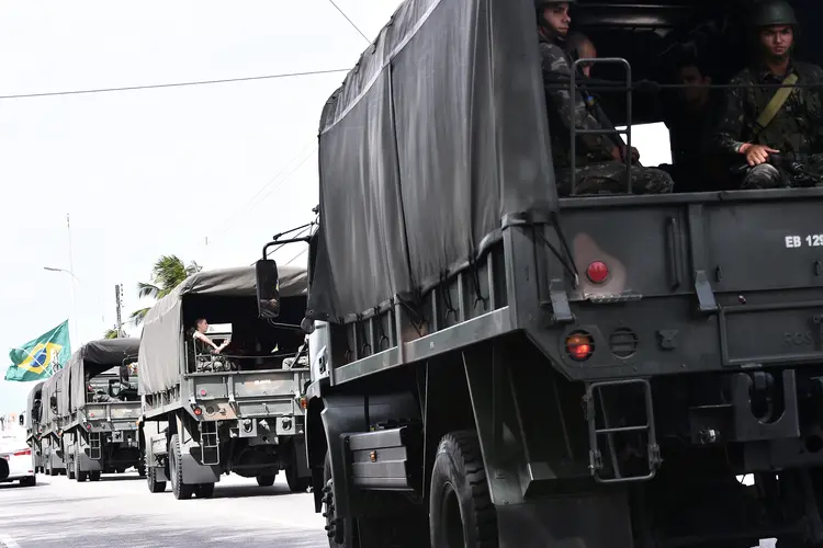 Forças armadas: apoio na região entre Pará e Mato Grosso deverá ser realizado "em caráter episódico e planejado, até 31 de dezembro de 2017" (Josemar Goncalves/Reuters)