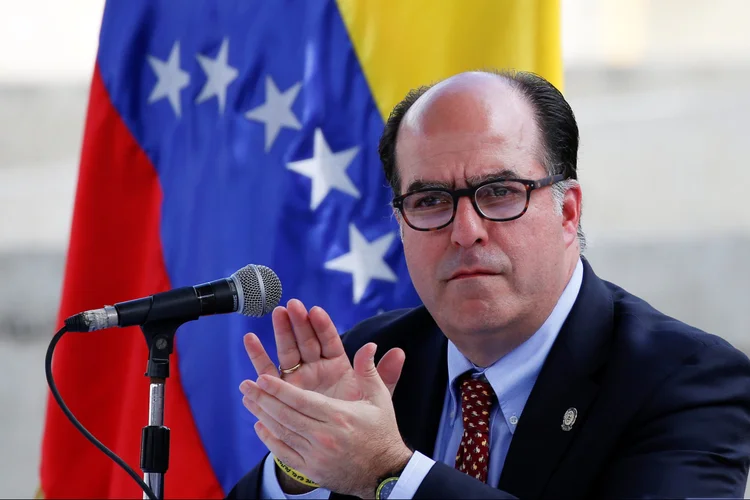 Oposição: segundo o CNE, participaram da votação um total de 8.089.230 venezuelanos (Carlos Garcia Rawlins/Reuters)