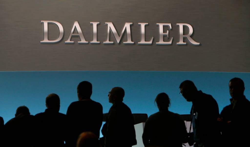 Justiça alemã condena Daimler a pagar multa de 870 mi euros