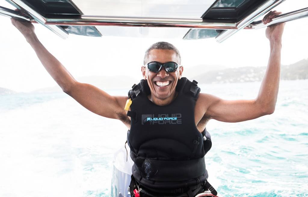 Obama: as imagens, muito comentadas hoje na Internet, mostram um Obama relaxado, brincalhão e em plena forma (Jack Brockway/Virgin/Reuters)