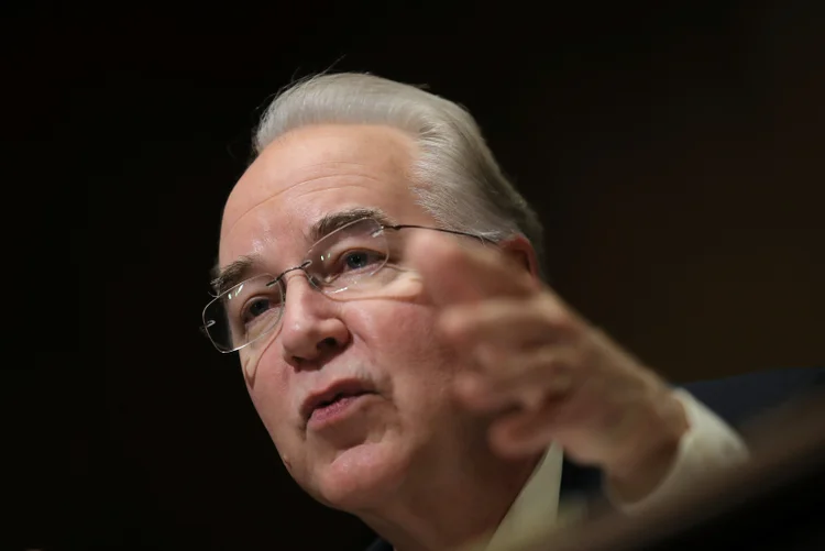 Tom Price: Trump afirmou que ele está "excepcionalmente qualificado para guiar nosso compromisso de revogar e substituir o 'Obamacare' (Carlos Barria/File Photo/Reuters)