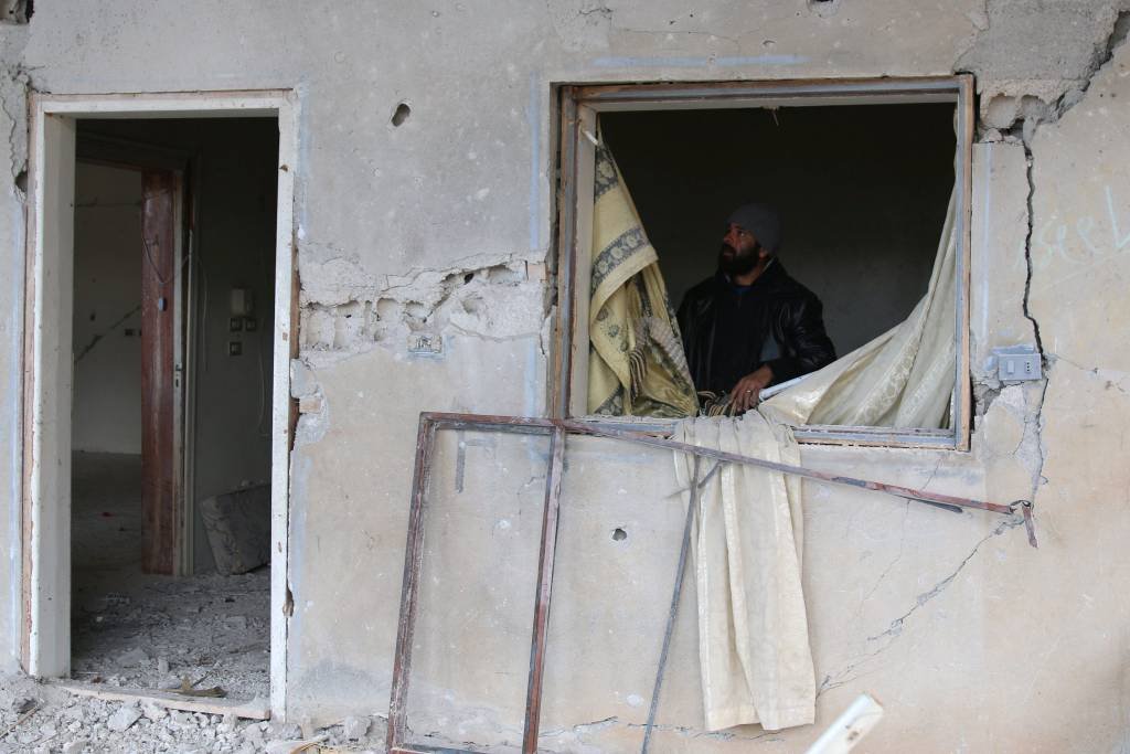 Bombardeios turcos matam 24 pessoas em cidade síria de Al Bab