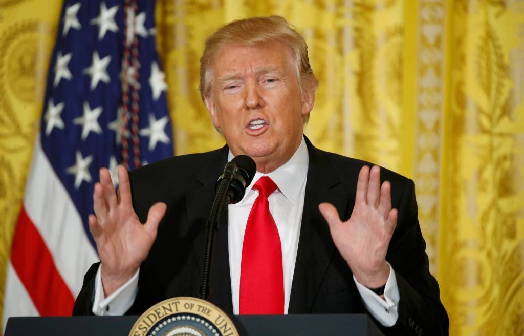 Trump promete reduzir custos de muro que não será "uma piada"