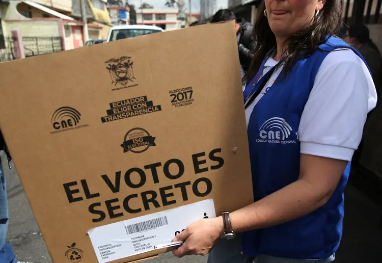 Equador: com 99,42% das urnas apuradas, o governista Lenín Moreno tinha 51,17% dos votos (Mariana Bazo/Reuters)